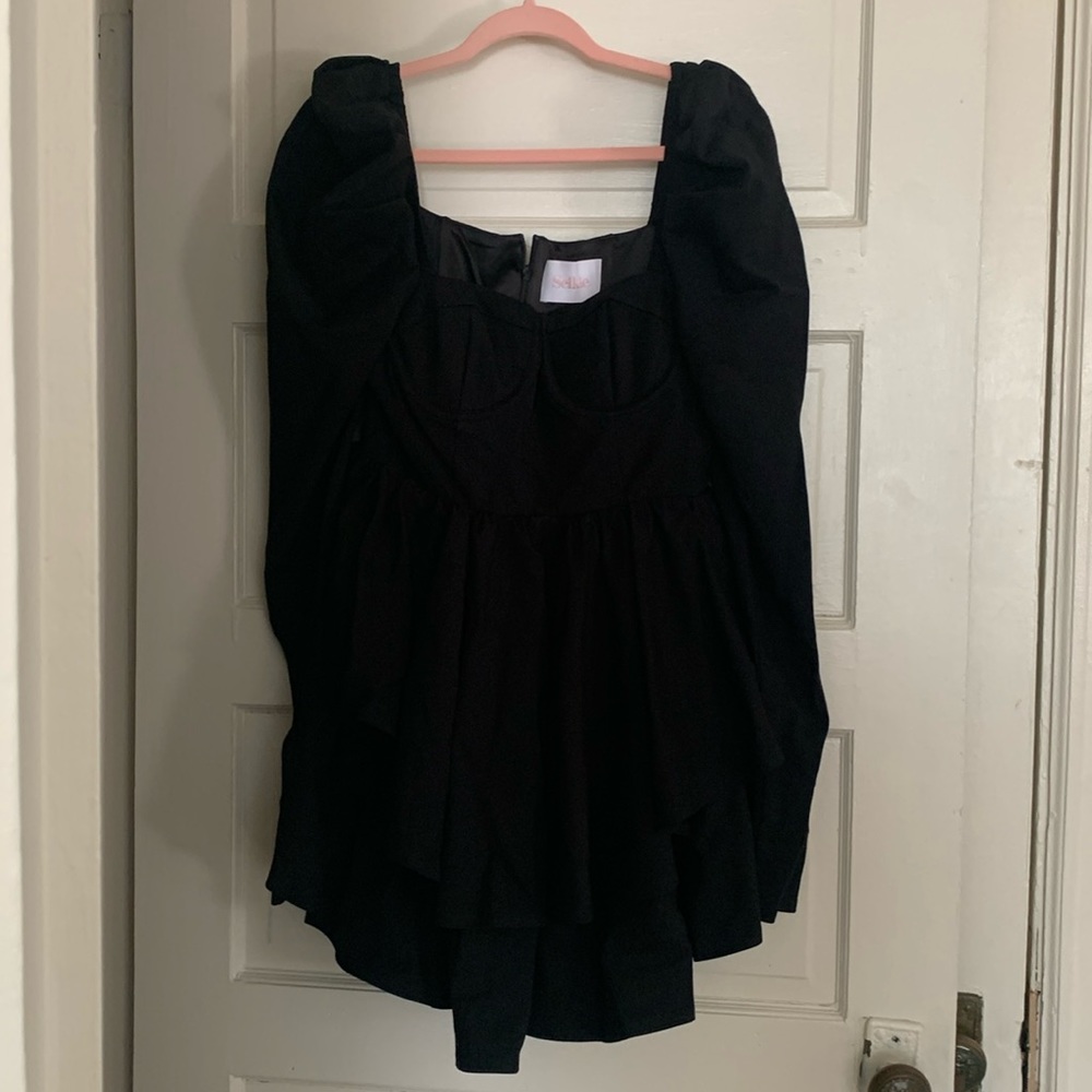 Selkie Boleyn Dress in caviar